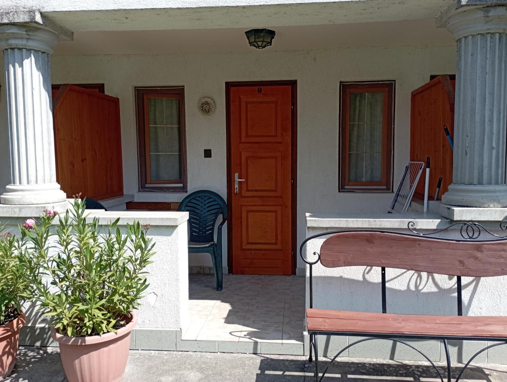 Villa Suzy Zamárdi Exterior foto